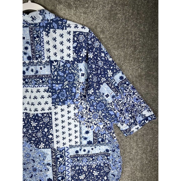 Woman Within 1/2 Sleeve V-Neck Floral Patchwork Popover Top Womens 18/20 Blue - Picture 9 of 14